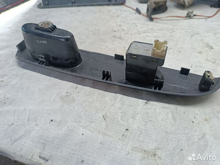 Кнопка стеклоподъемника Daewoo Matiz