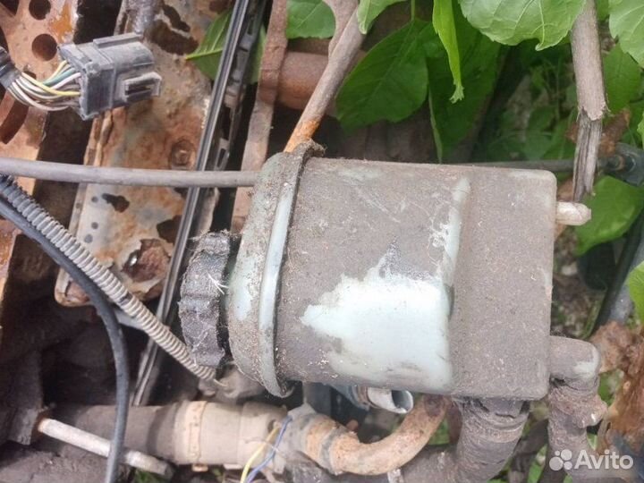 Бачок гур Ford Mondeo