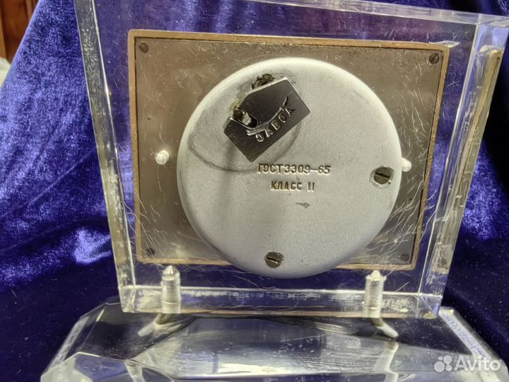 Часы настольные молния СССР