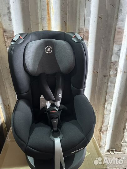 Maxi-Cosi Tobi Black новое дефект