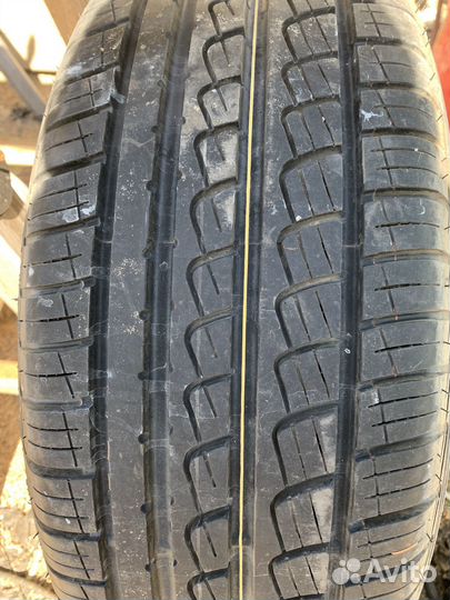 Pirelli Chrono 215/55 R16