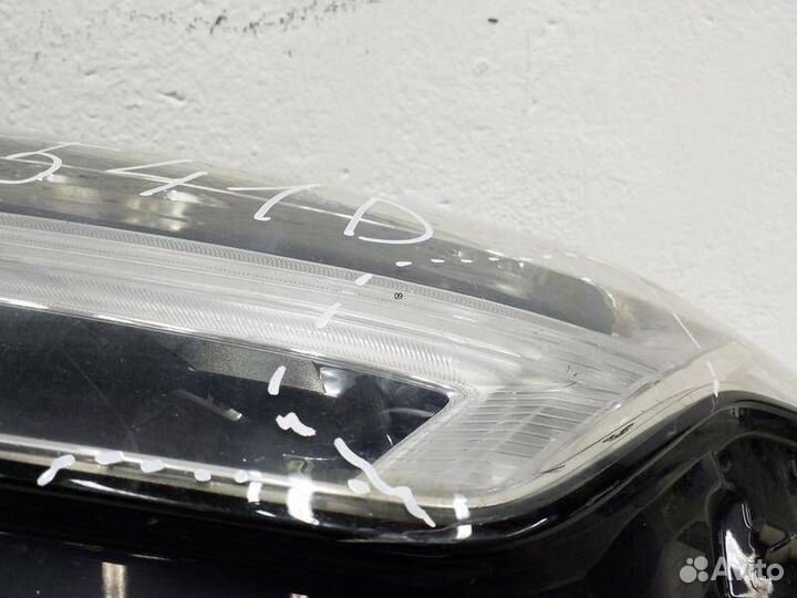 Фара левая Volvo XC90