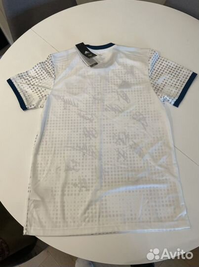 Майка сборной России с автографами игроков