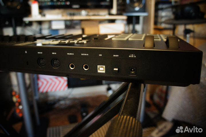 Midi-клавиатура M-Audio Code 49