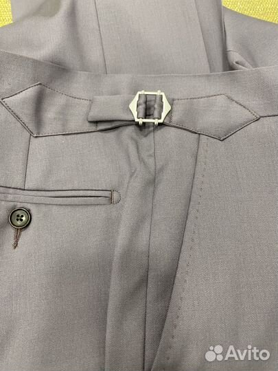 Костюм классический Suitsupply