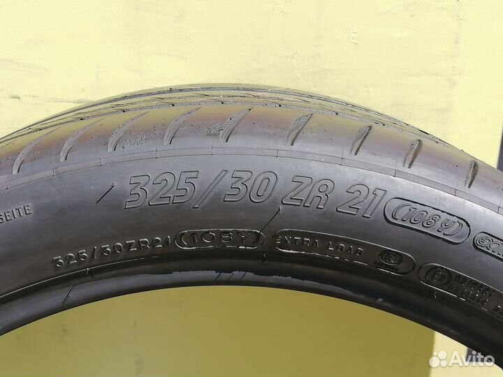 Michelin Pilot Sport Cup 2 325/30 R21