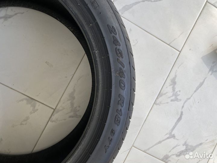 Pirelli P Zero 245/40 R18