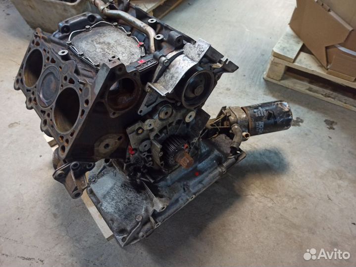 Двигатель мотор блок Audi A6 100 80 90 ABC 2.6