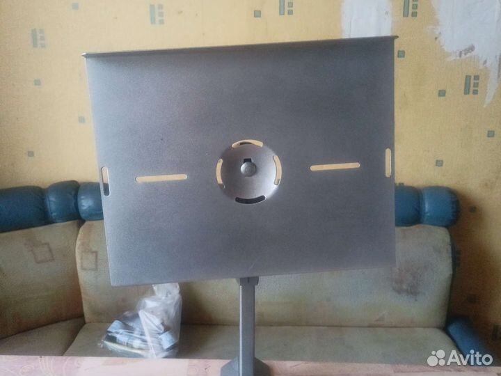 Полка под телевизор