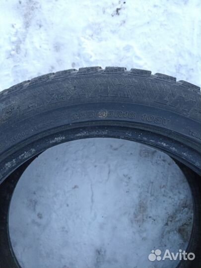 Bridgestone Blizzak LM-001 255/45 R18