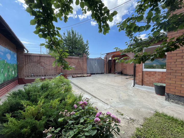 Дом 139 м² на участке 10 сот.