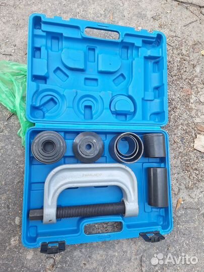 Набор для замены, снятия, установки и выпрессовки