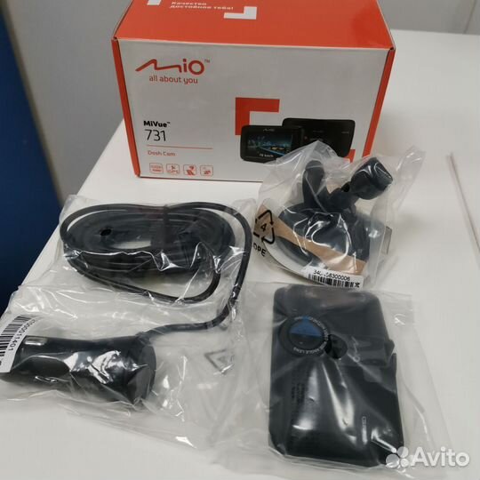 Видеорегистратор Mio MiVue 731 (106199)