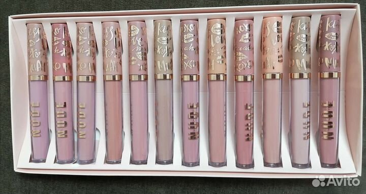 Стойкие нюдовые помады Huda beauty Nude new