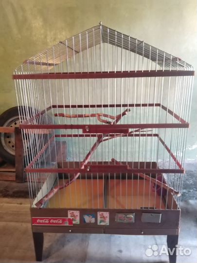 Большая клетка-вольер для птицы