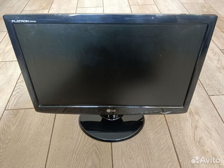 Монитор LG flatron