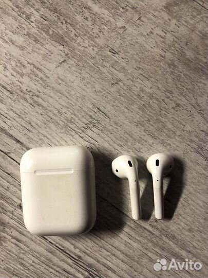 Apple airpods 1