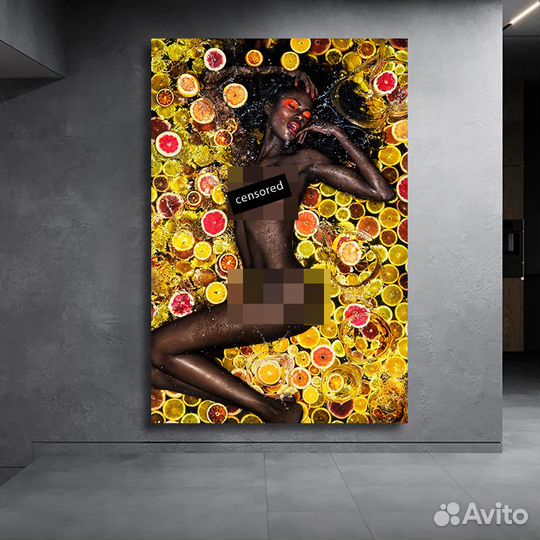 Яркая картина ню 