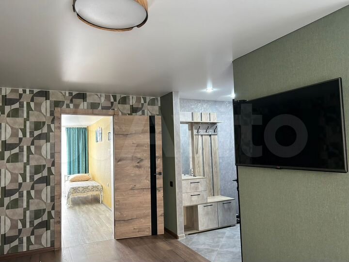 2-к. квартира, 42 м², 1/5 эт.