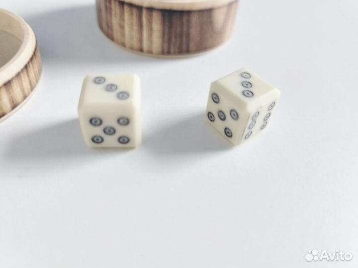 Игральные кубики,зарики из бильярдного шара