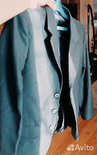 Костюм тройка на мальчика 10-13 лет