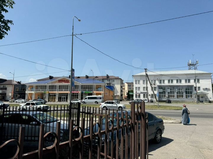 2-к. квартира, 64 м², 4/4 эт.