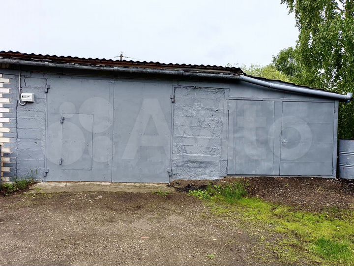 Гараж, > 30 м²