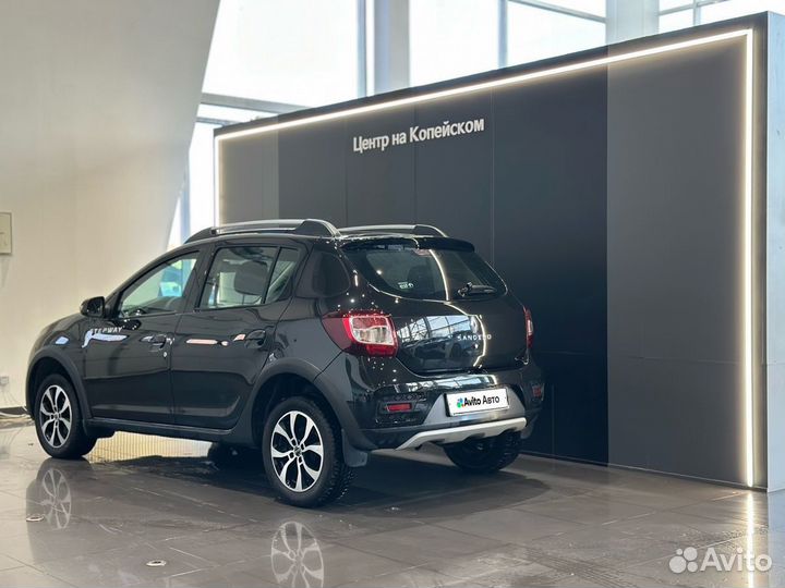 Renault Sandero Stepway 1.6 МТ, 2019, 92 000 км