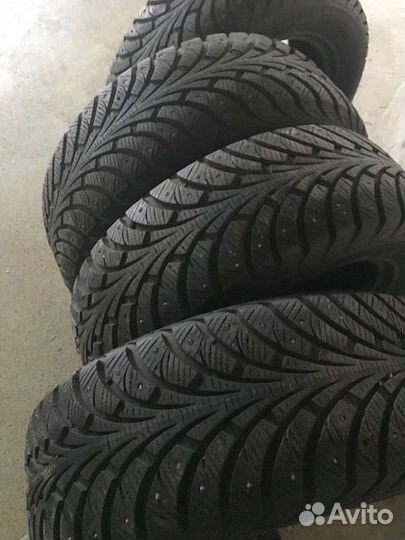 Sava Eskimo Stud 225/60 R17