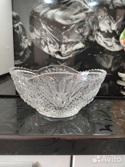 Ваза хрустальная