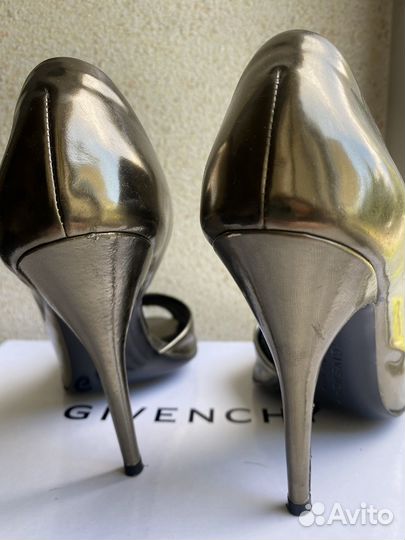Оригинал босоножки givenchy