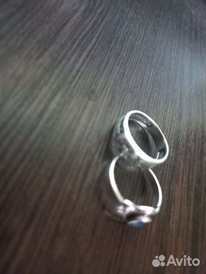 Серебряное кольцо