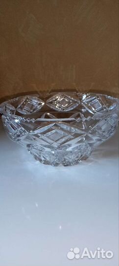 Тарелки,ваза, стаканы,рюмки