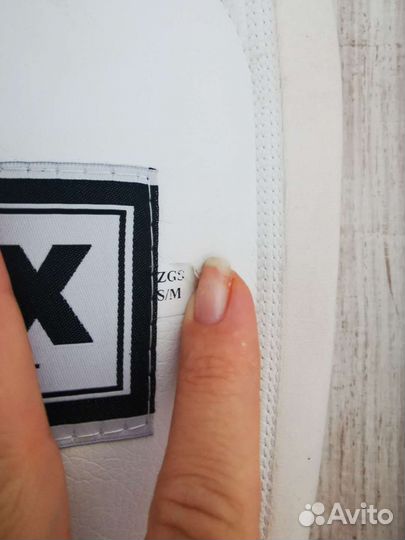 Защита голени BAX