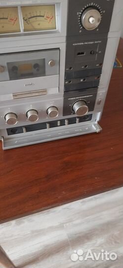 Кассетный магнитофон комета
