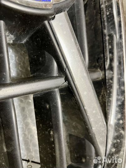 Решетка радиатора volvo xc60 дорест