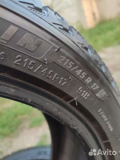 Michelin X-Ice Snow 215/45 R17 91H
