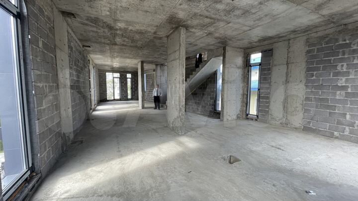 Дом 207 м² на участке 4 сот.