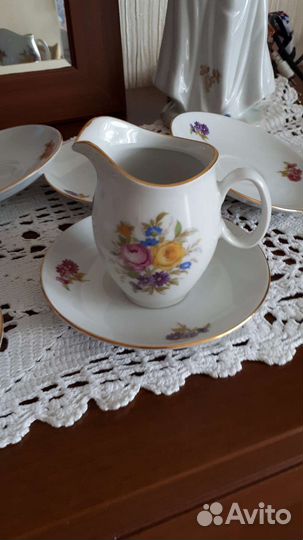 Часть кофейного сервиза Богемия