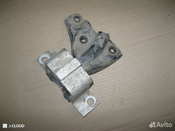 Подушка двигателя на renault logan LS0G/LS12, LS0H