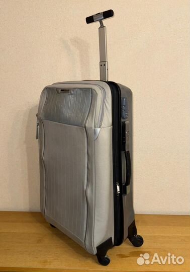 Чемодан Samsonite L - 4 колеса (б/у)