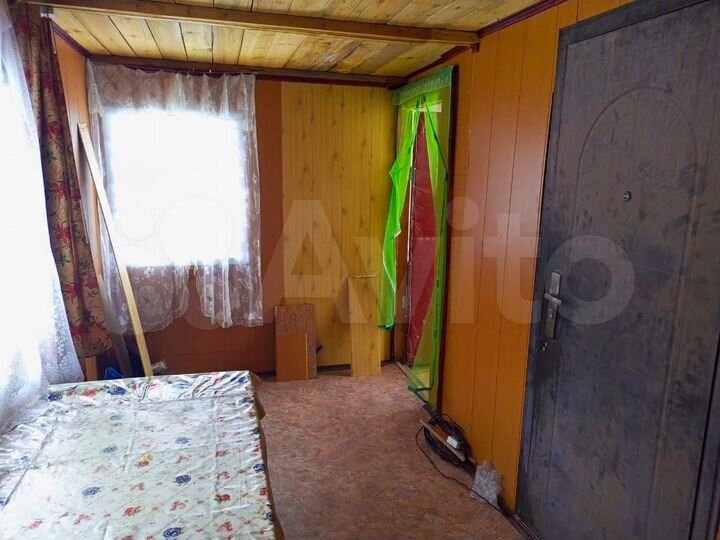 Дача 20 м² на участке 7,5 сот.