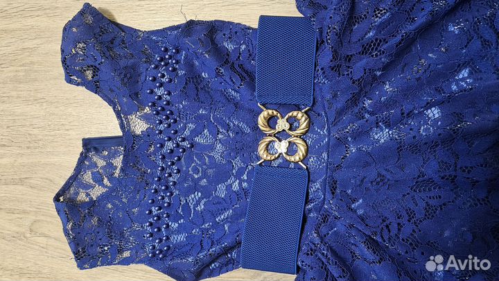 Платье праздничное