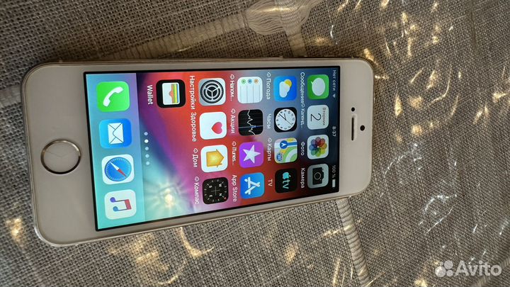iPhone 5S, 16 ГБ