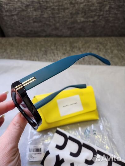 Солнцезащитные очки Marc Jacob's чёрные с берюзой