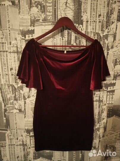 Платье бархатные 46р