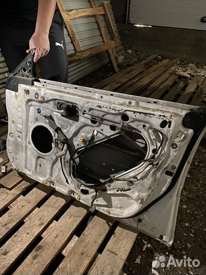 Дверь передняя правая mark 2 100