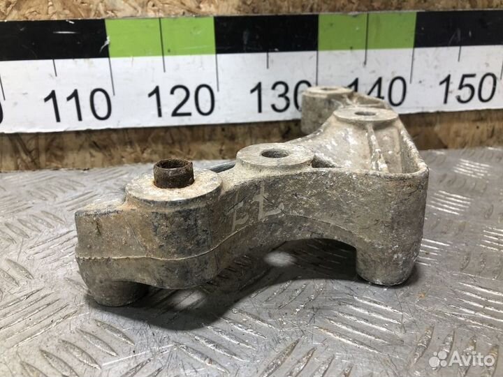 Кронштейн другой S350 221