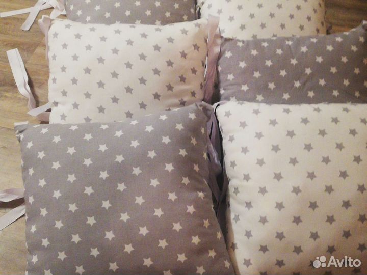 Бортики в кроватку