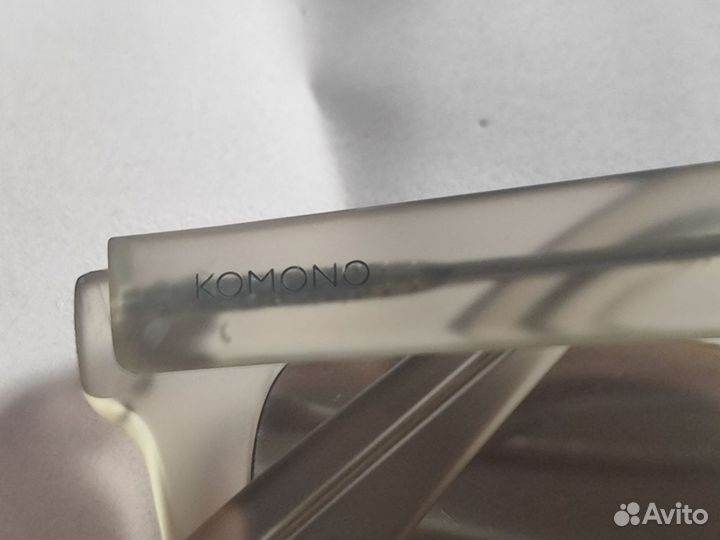 Солнцезащитные очки komono